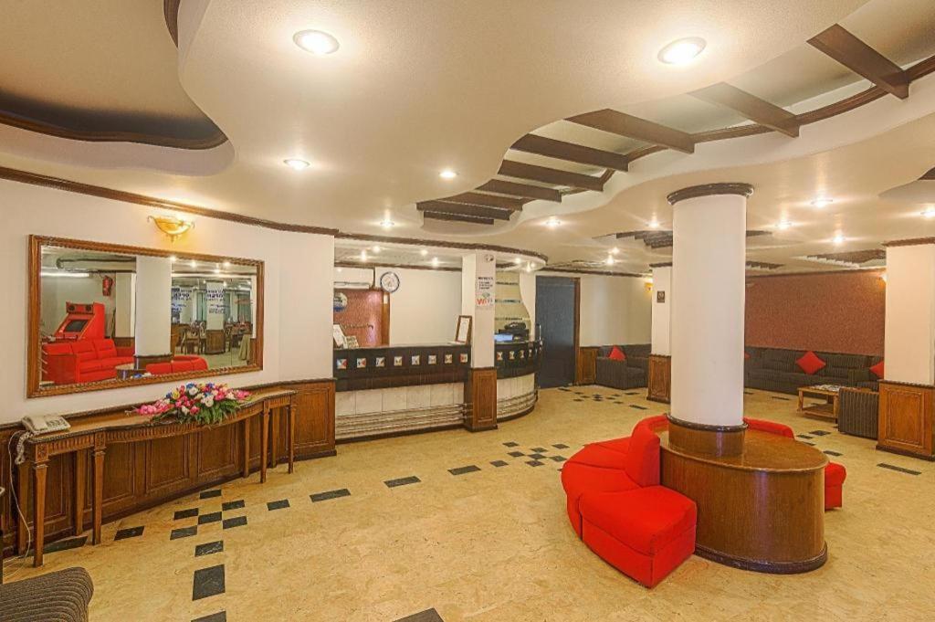 Hotel Sea Crown コックスバザール エクステリア 写真