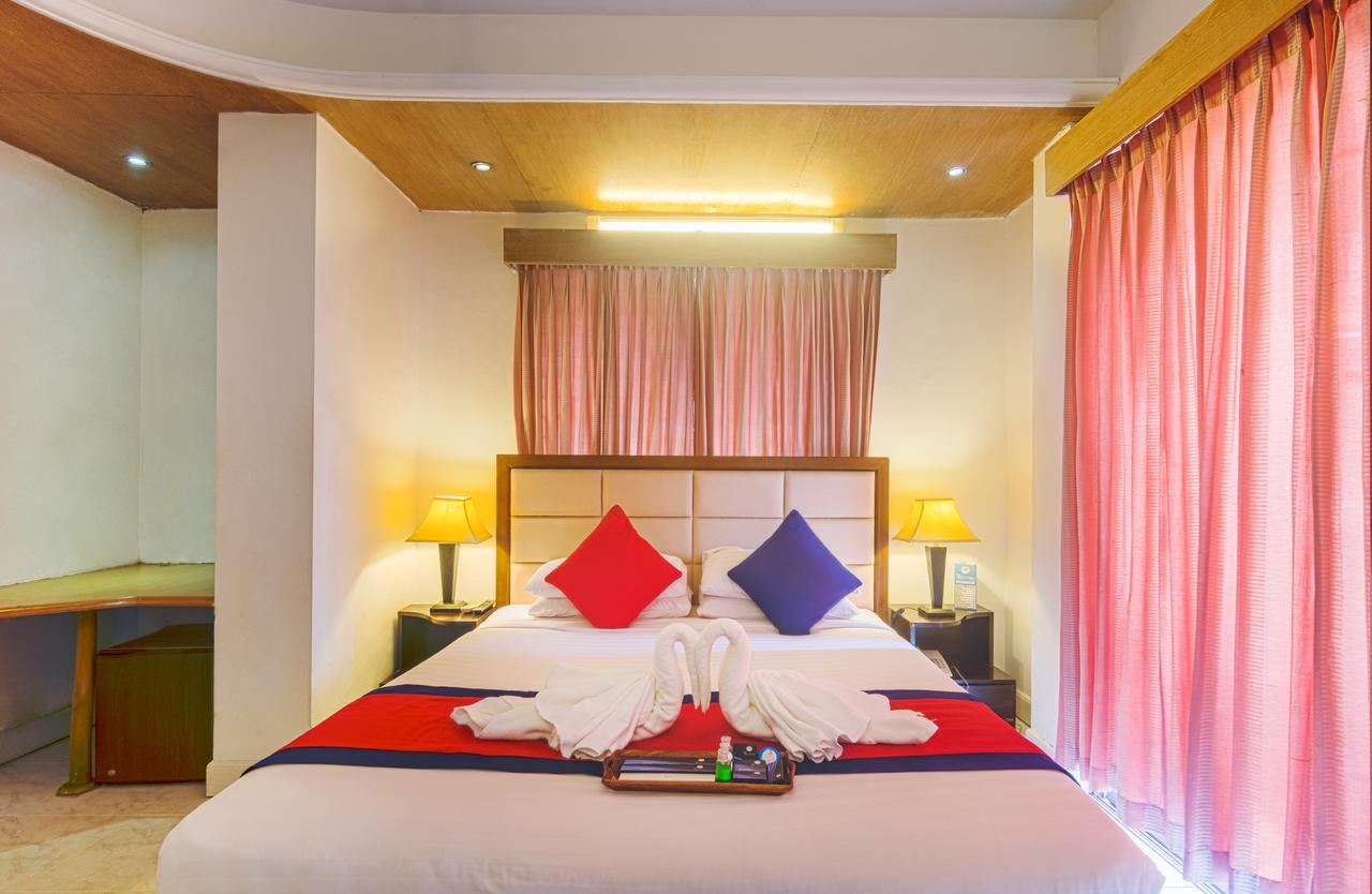 Hotel Sea Crown コックスバザール エクステリア 写真