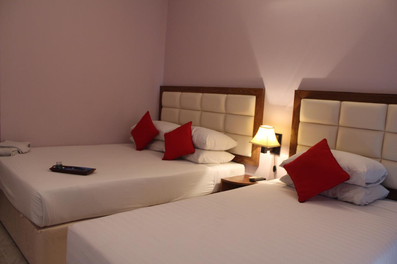 Hotel Sea Crown コックスバザール エクステリア 写真